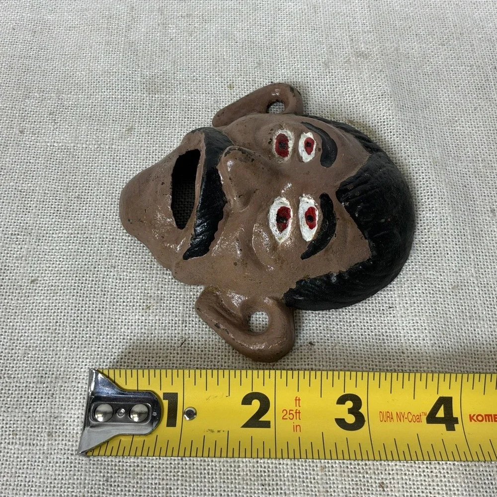 4 eyes‎ Man Bottle Beer Opener Wall Mounted  Cast Iron Bar Decor